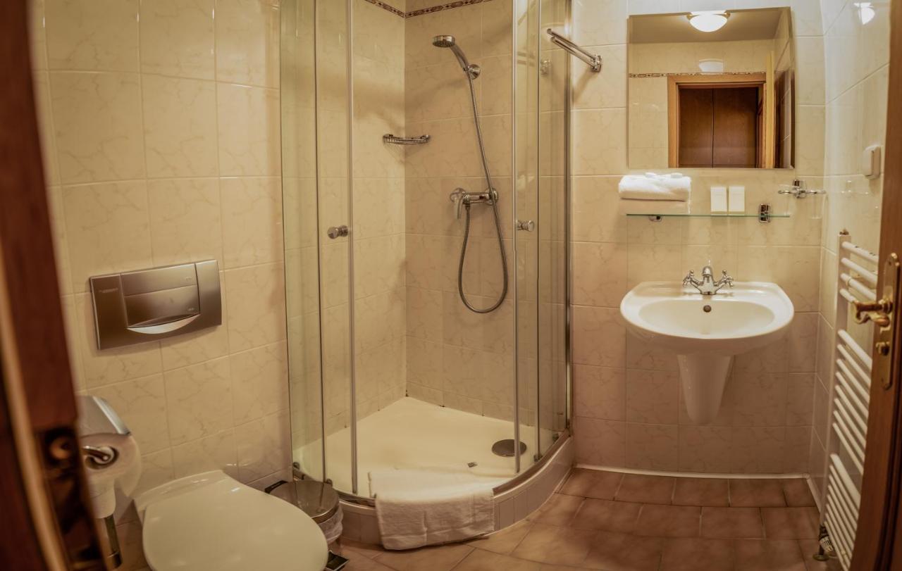 Hotel Brixen ฮาวลิชกุฟบรอด ภายนอก รูปภาพ