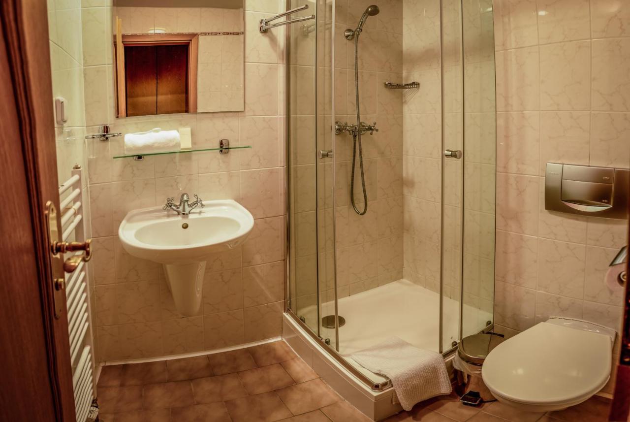Hotel Brixen ฮาวลิชกุฟบรอด ภายนอก รูปภาพ